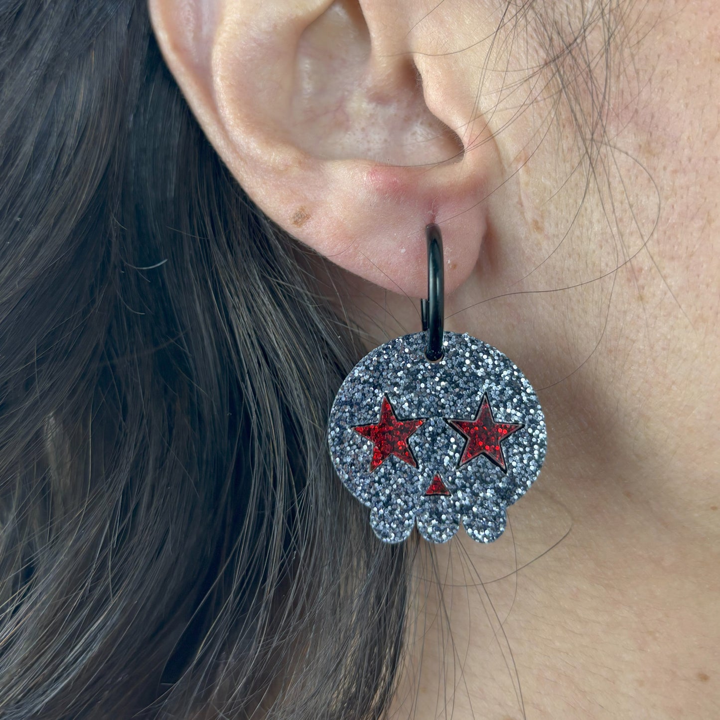 Pendientes de Calavera Kawai purpurina