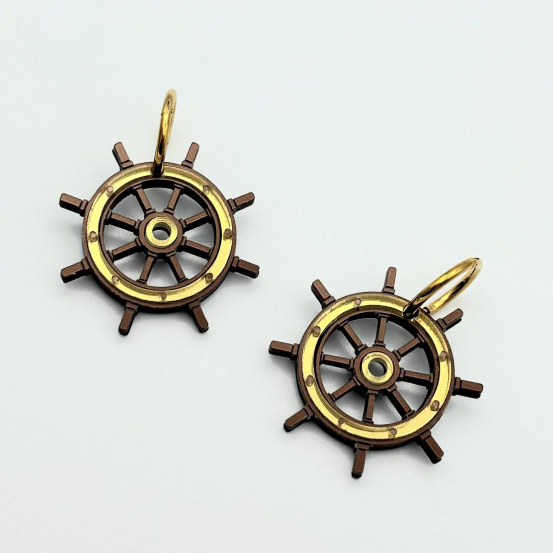 Pendientes Timón marinero clásico