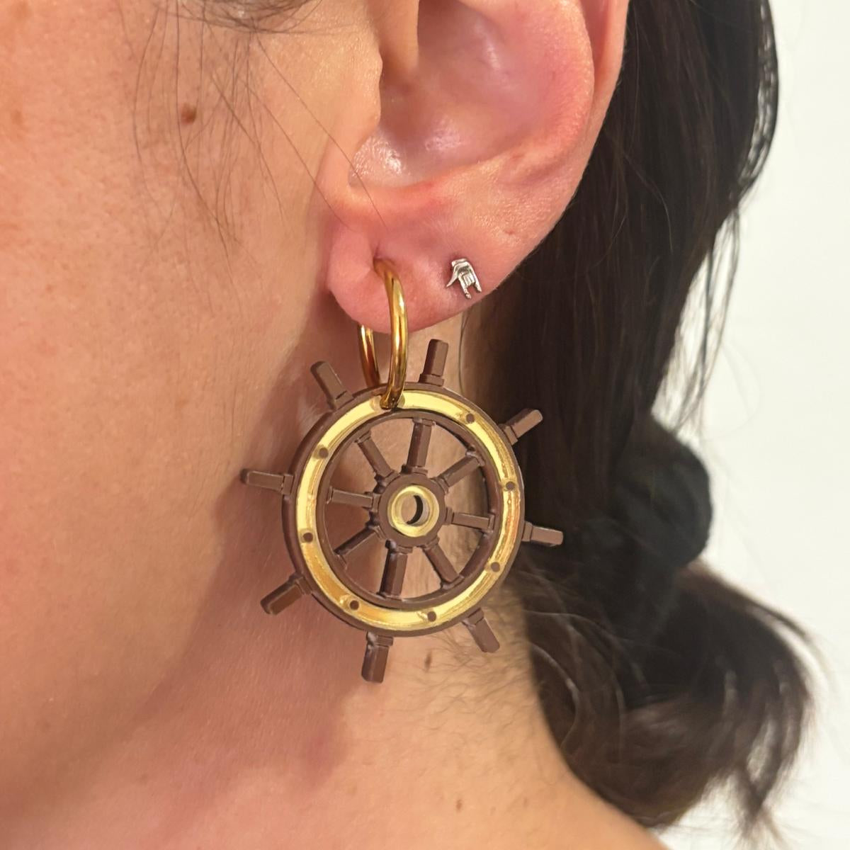 Pendientes Timón marinero clásico